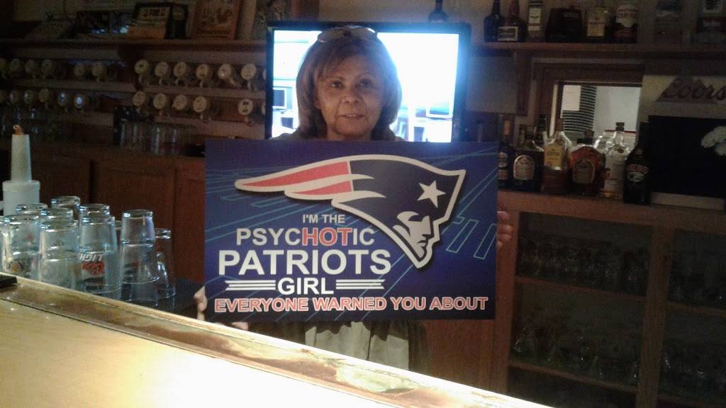 Portland Eagles | restaurant | 184 St John St, Portland, ME 04102, USA | 2077739448 OR +1 207-773-9448