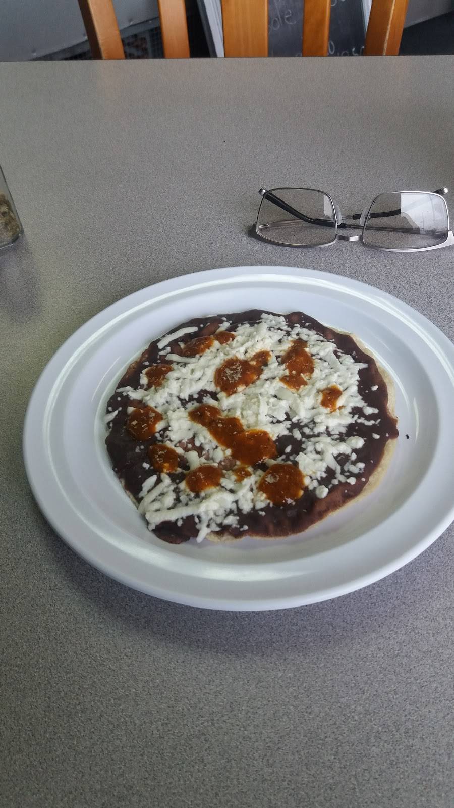 Izzys Tacos | restaurant | 1901 8th Ave, Los Angeles, CA 90018, USA | 3237330910 OR +1 323-733-0910