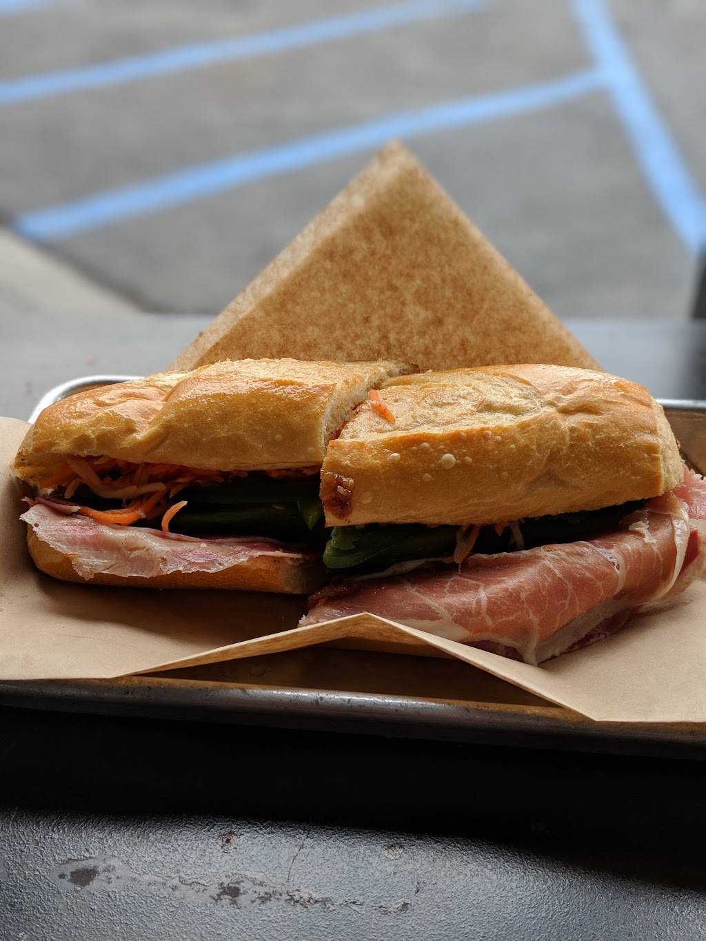 Banh Mi. Venice | restaurant | 307 Lincoln Blvd, Venice, CA 90291, USA | 3104291959 OR +1 310-429-1959