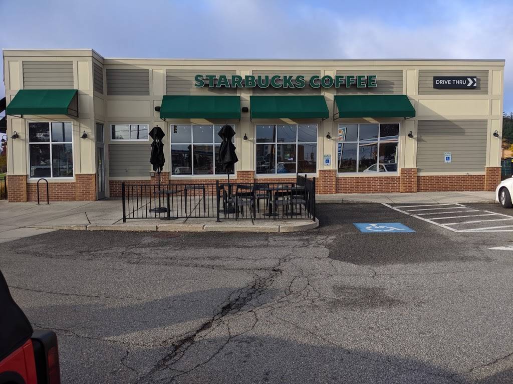 Starbucks | cafe | 985 US-1, Walpole, MA 02081, USA | 5086682701 OR +1 508-668-2701