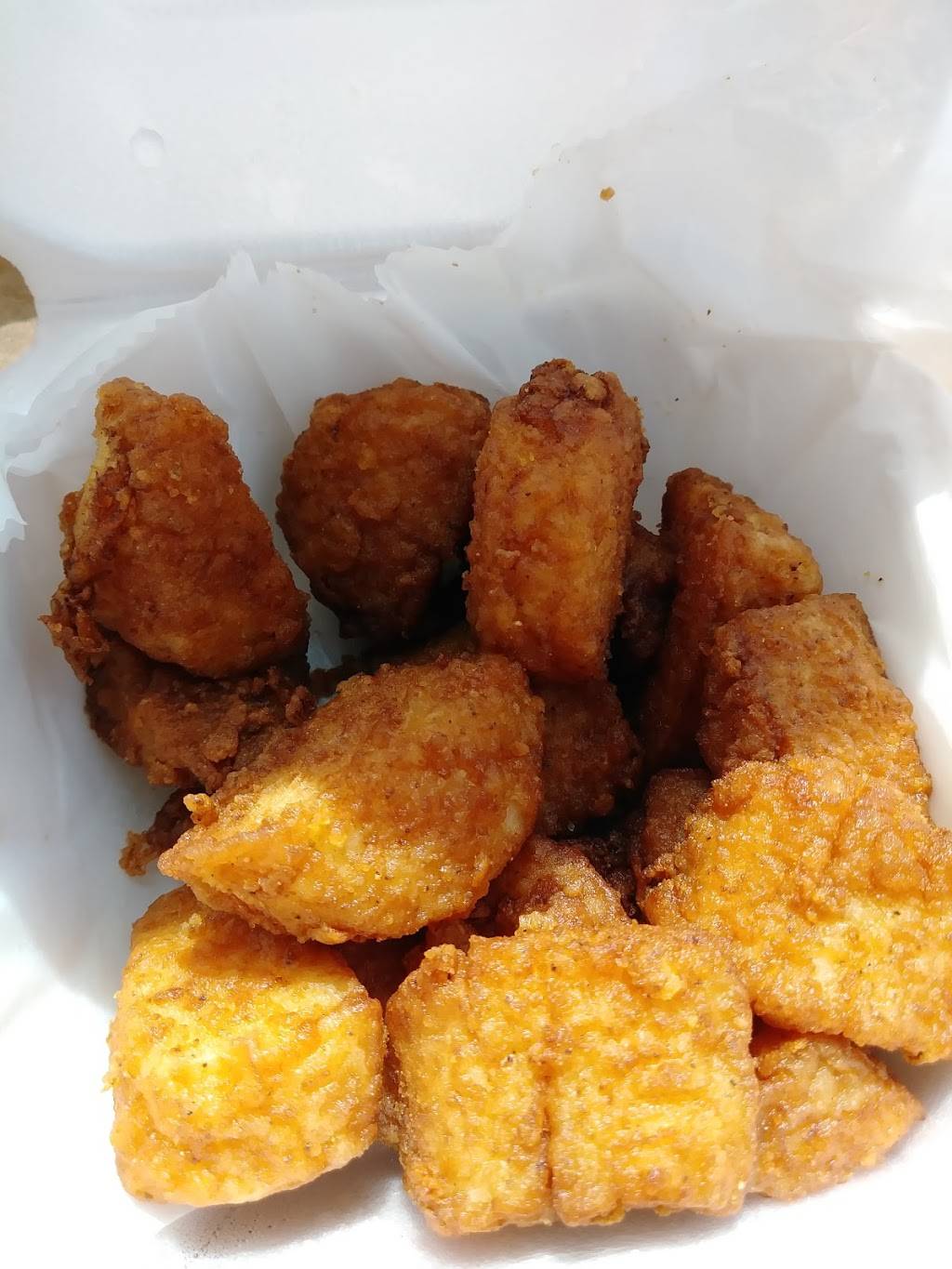 Clifton Seafood | restaurant | 2213 Decker Blvd, Columbia, SC 29206, USA | 8037381274 OR +1 803-738-1274