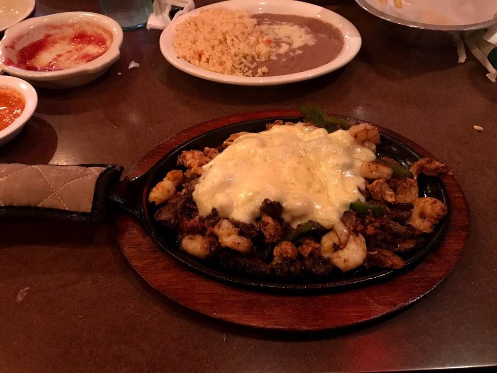 Monterey Mexican Restaurant | restaurant | 1000 Peachtree Industrial Blvd, Suwanee, GA 30024, USA | 7708311600 OR +1 770-831-1600