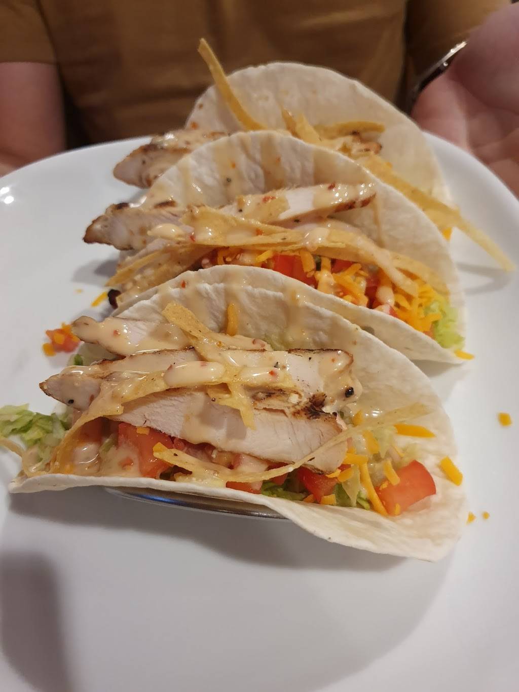 Boston Pizza | restaurant | 2300 Ch Ste-Foy, Sainte-Foy, QC G1V 1S5, Canada | 4189146044 OR +1 418-914-6044