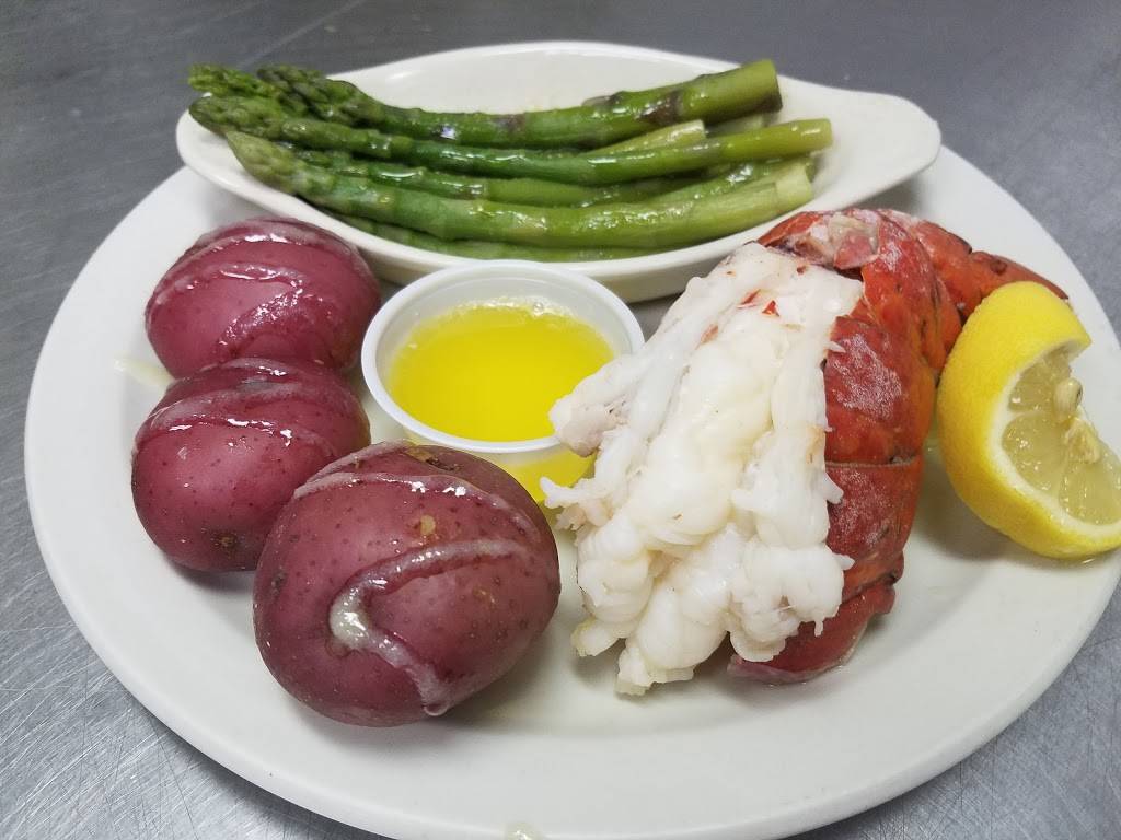 Oyster Bay Sports Bar & Grill | restaurant | 5828 Moon Rd, Columbus, GA 31909, USA | 7062212924 OR +1 706-221-2924