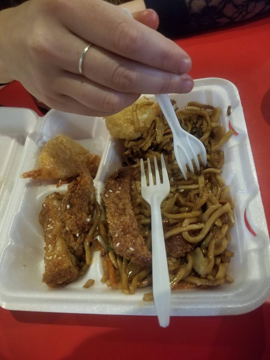 Madison Cuisine | restaurant | 785 University Ave, Madison, WI 53715, USA | 6089068888 OR +1 608-906-8888