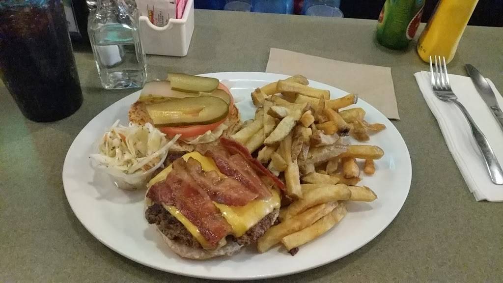 Dynasty Cafe & Bar | restaurant | 550 Montreal Rd, Ottawa, ON K1K 0V1, Canada | 6137446934 OR +1 613-744-6934