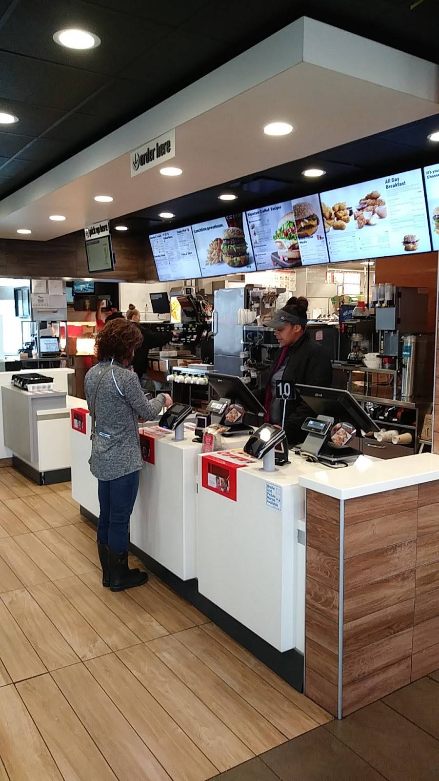McDonalds | cafe | 205 US-62, Princeton, KY 42445, USA | 2703652555 OR +1 270-365-2555