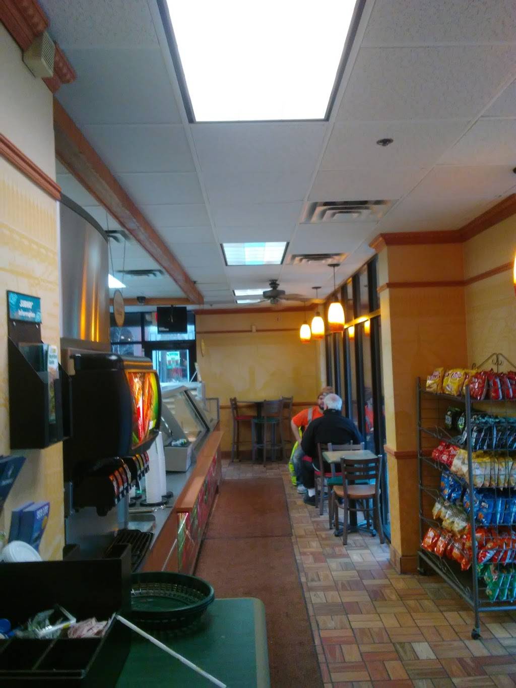 Subway | restaurant | 1260 Hennepin Ave, Minneapolis, MN 55403, USA | 6123336302 OR +1 612-333-6302