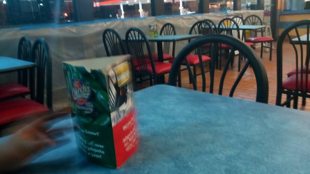 Churchs Chicken | restaurant | 229 Dowlen Rd, Beaumont, TX 77706, USA | 4098603846 OR +1 409-860-3846