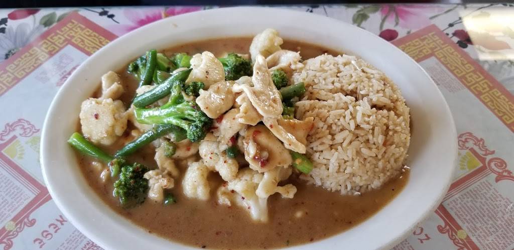 Thai Smile Restaurant | restaurant | 28742 Van Dyke Ave, Warren, MI 48093, USA | 5865737444 OR +1 586-573-7444