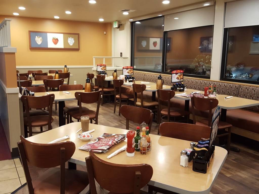 IHOP | restaurant | 10005 Lakewood Dr SW, Tacoma, WA 98499, USA | 2535887898 OR +1 253-588-7898