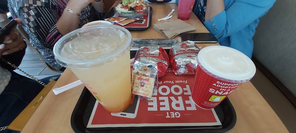 Wendys | restaurant | 554 MA-132, Hyannis, MA 02601, USA | 5087711130 OR +1 508-771-1130