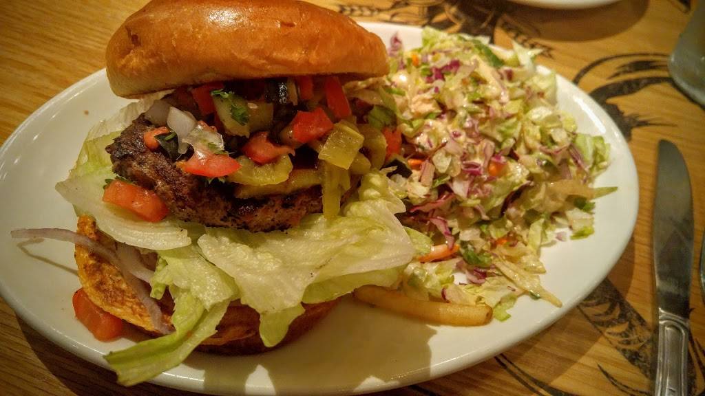 BJs Restaurant & Brewhouse | restaurant | 1200 Roseville Pkwy, Roseville, CA 95678, USA | 9165802100 OR +1 916-580-2100