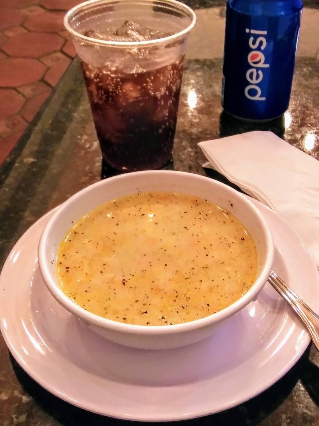 Veras Kitchen | restaurant | 530 Cleveland St, Clearwater, FL 33755, USA | 7272812012 OR +1 727-281-2012