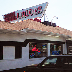 Jimmies Paddock | restaurant | 4740 Crain Hwy, White Plains, MD 20695, USA | 3019320371 OR +1 301-932-0371