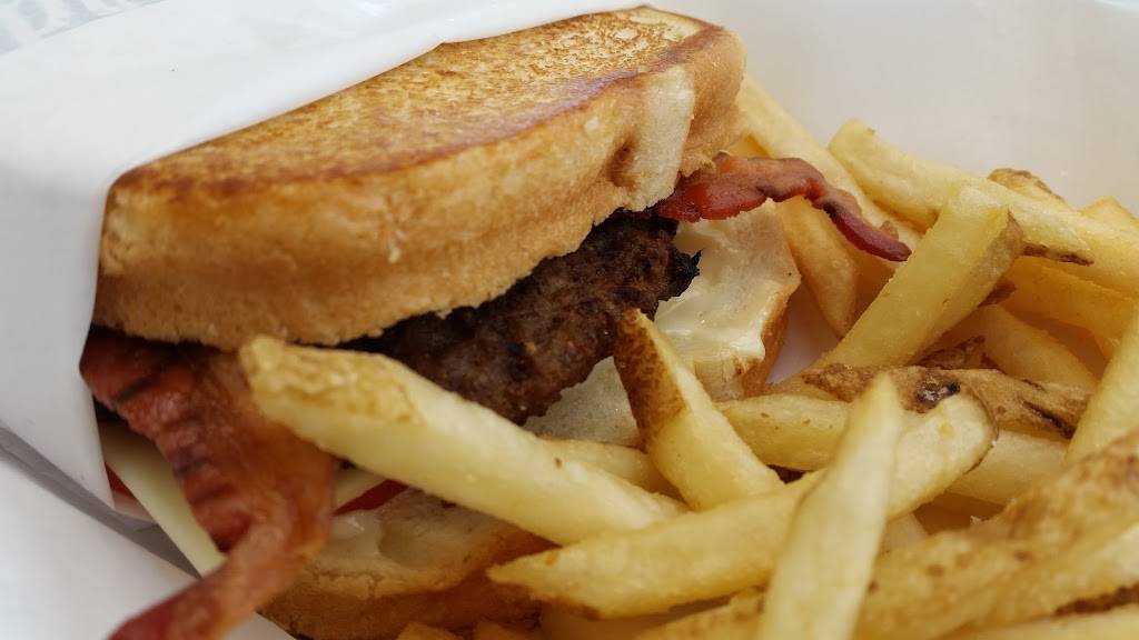 Hardees | restaurant | 1426 E 86th St, Indianapolis, IN 46240, USA | 3178430433 OR +1 317-843-0433