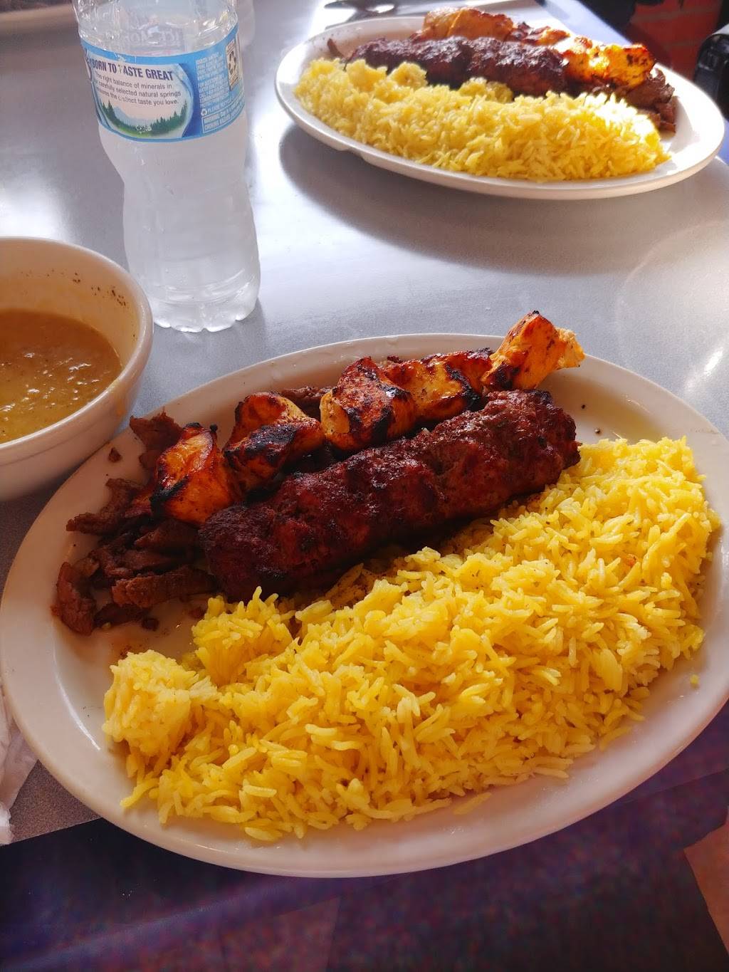 Shawarma Inn | restaurant | 2011 N Damen Ave, Chicago, IL 60647, USA | 7732357777 OR +1 773-235-7777