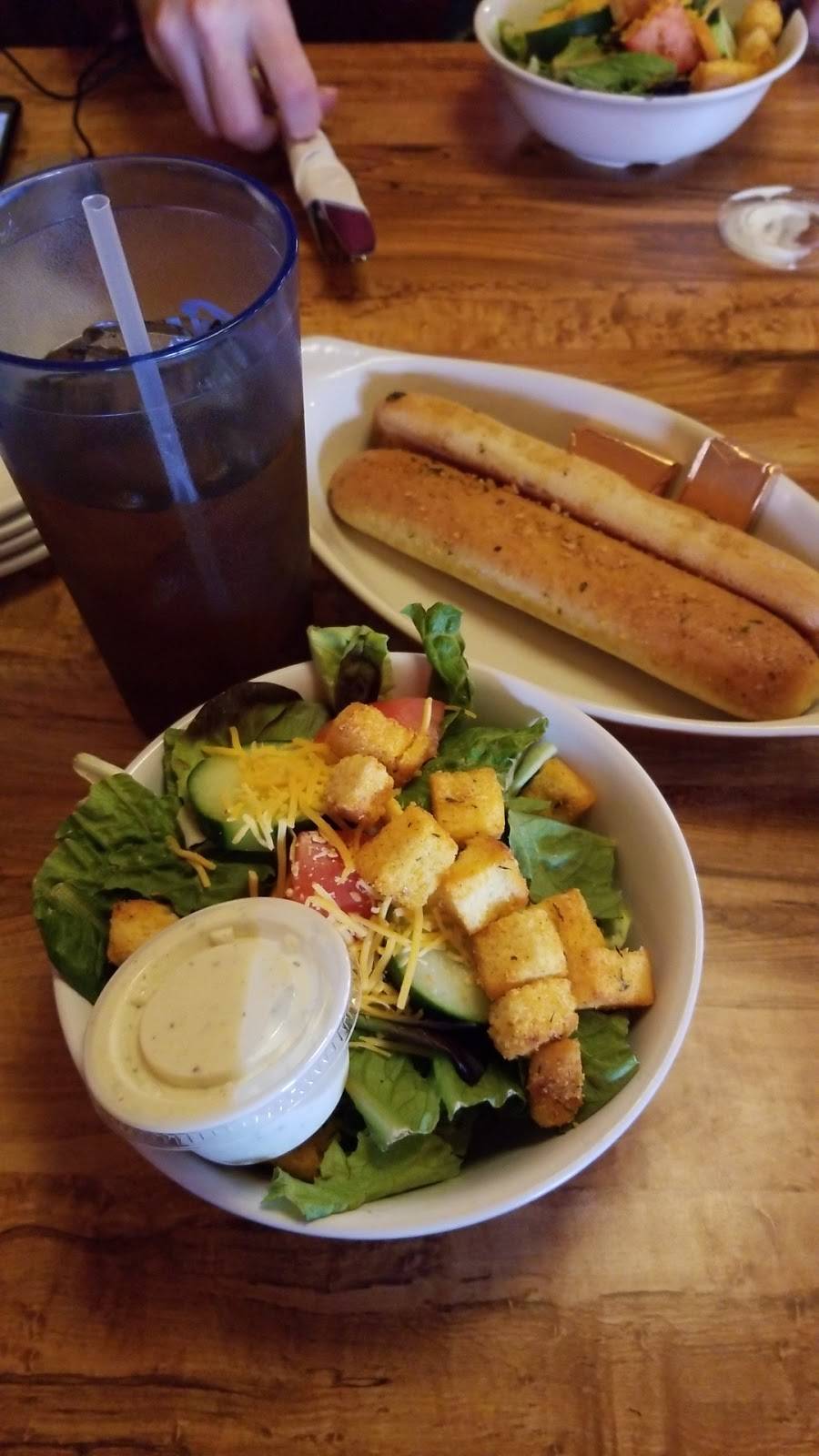 Kissin Kates Cafe/ Beavercreek Saloon | restaurant | 21950 S Beavercreek Rd, Oregon City, OR 97045, USA | 5036323190 OR +1 503-632-3190