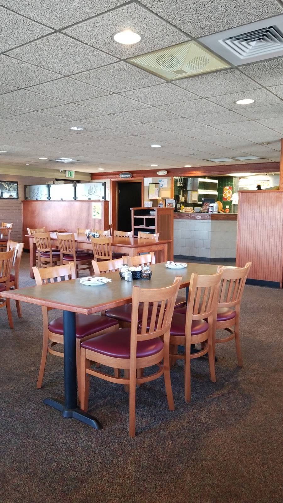 Pizza Hut | restaurant | 2004 Eastern Blvd, Middle River, MD 21220, USA | 4103914555 OR +1 410-391-4555