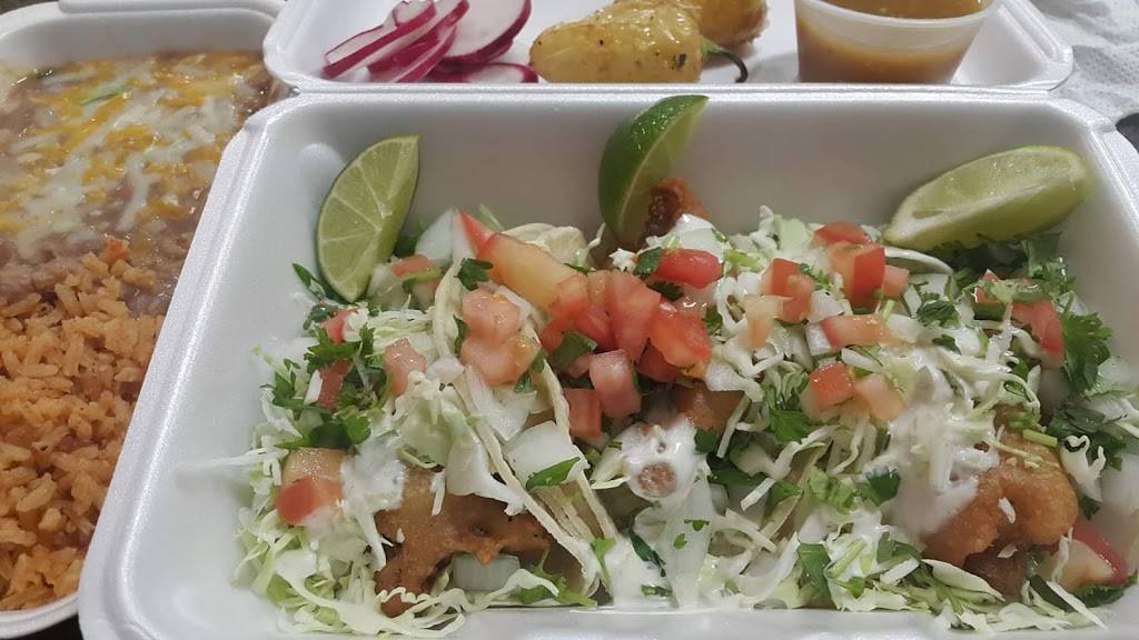 Holé Molé | restaurant | 421 Obispo Ave, Long Beach, CA 90814, USA | 5624392555 OR +1 562-439-2555