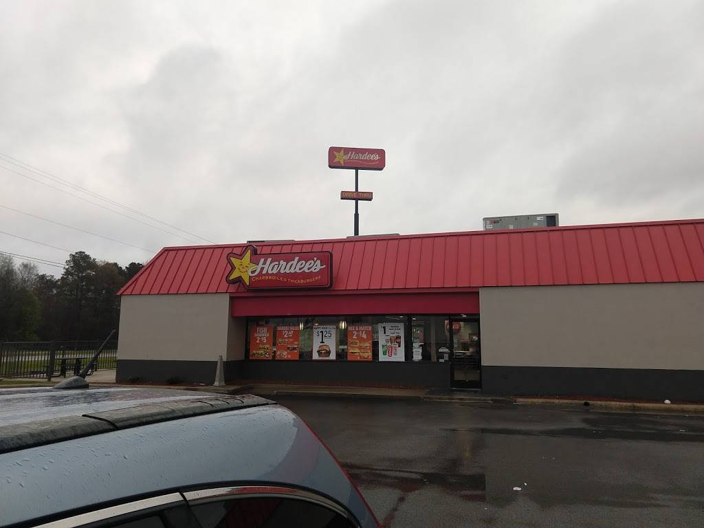 Hardees | restaurant | 7047 NC-4, Battleboro, NC 27809, USA | 2524427444 OR +1 252-442-7444