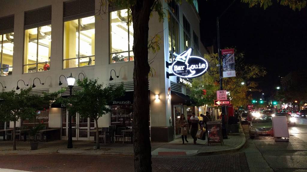 Bar Louie - Downtown Oak Park | night club | 1122 Lake St, Oak Park, IL 60301, USA | 7087253300 OR +1 708-725-3300