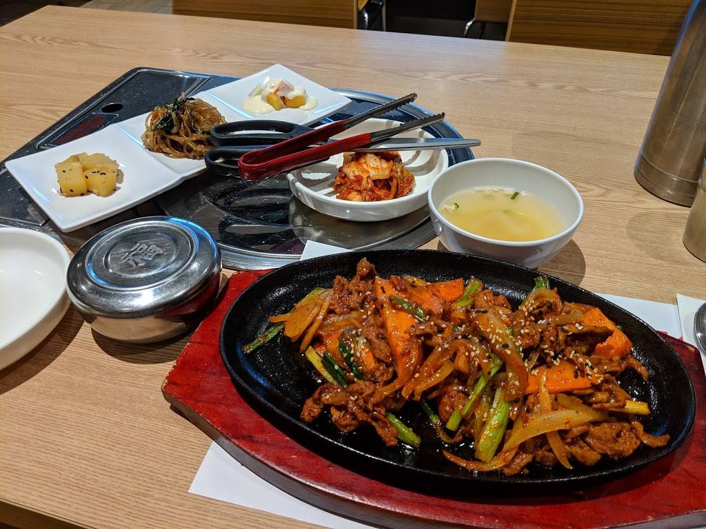 Myoungdong Chammat Kalguksu | restaurant | 1549 Steeles Ave E, North York, ON M2M 3Y7, Canada | 4167338811 OR +1 416-733-8811