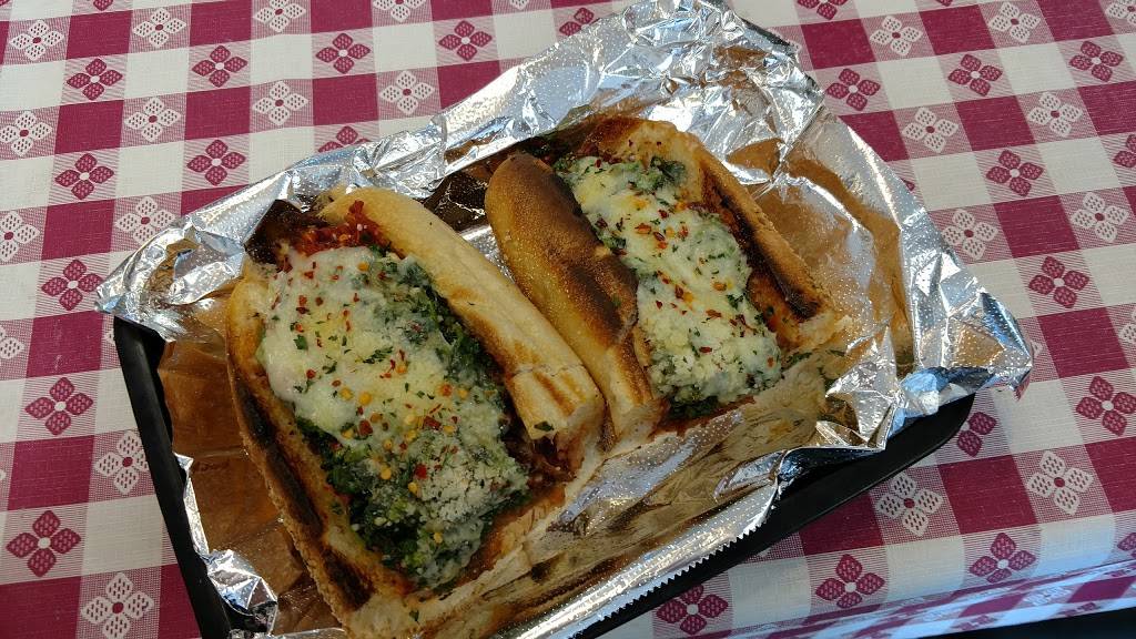 Johnny Paisanos | restaurant | 226 Baltimore Pike, Springfield, PA 19064, USA | 6106900150 OR +1 610-690-0150