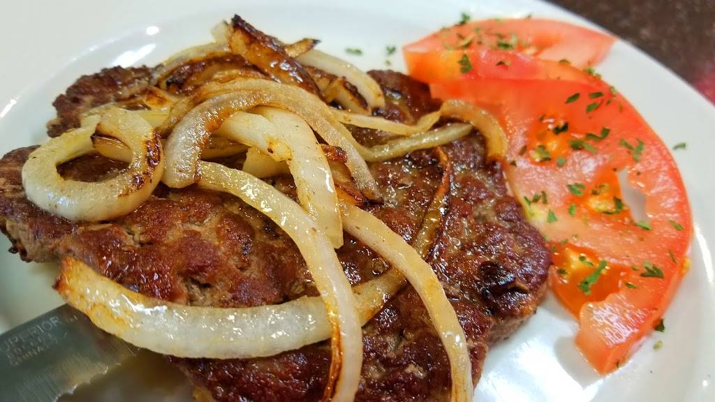 Famous Anthonys Crystal Springs | restaurant | 2416, 2221 Crystal Spring Ave SW, Roanoke, VA 24014, USA | 5409810200 OR +1 540-981-0200