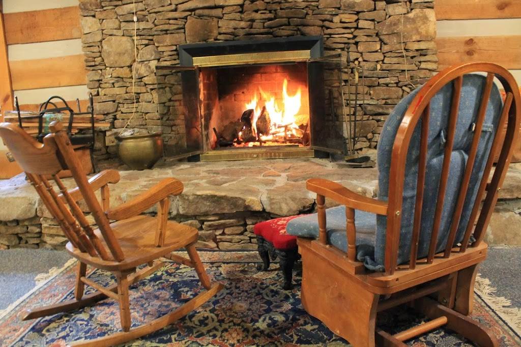 Trails End Restaurant | restaurant | 324 Trails End, Crossville, TN 38571, USA | 9312773800 OR +1 931-277-3800