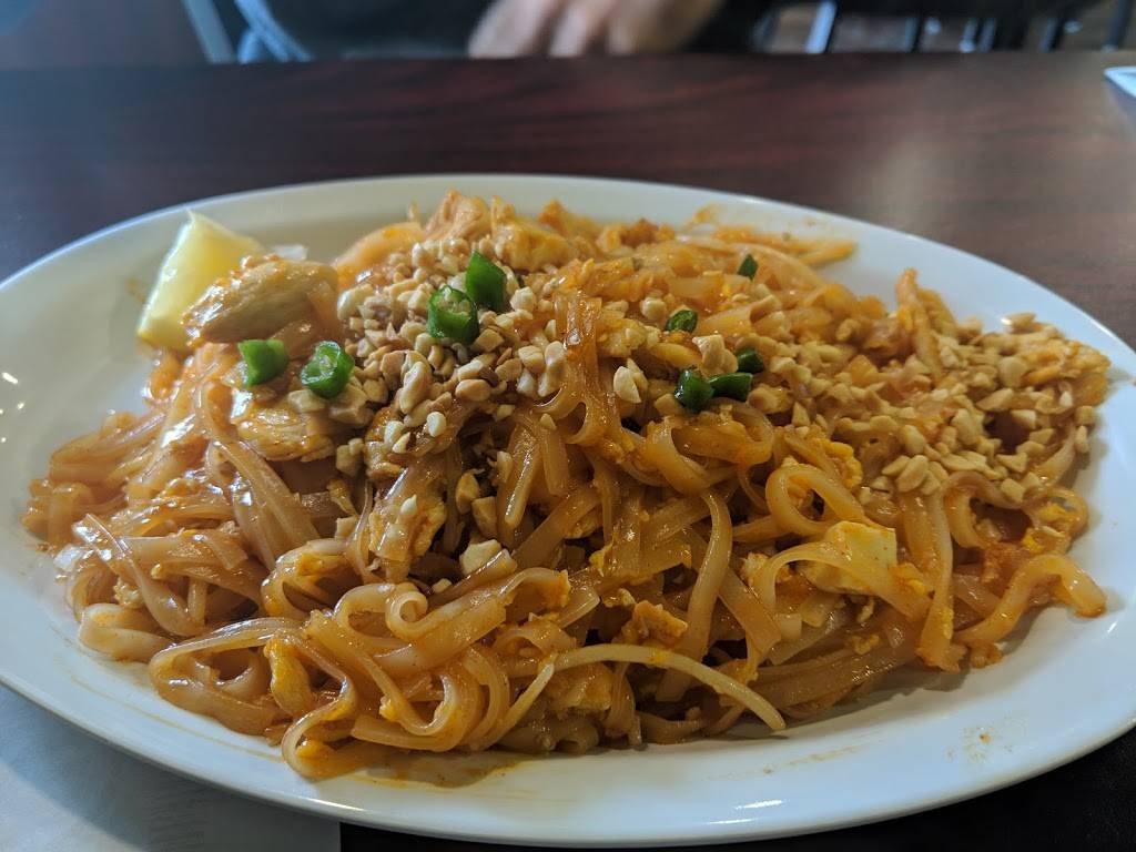 Green Papaya | restaurant | 7840 West Ln D4, Stockton, CA 95210, USA | 2099818733 OR +1 209-981-8733