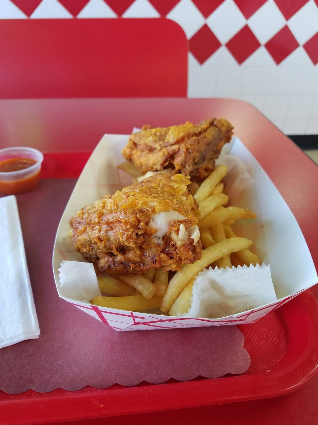 Crown Fried Chicken | meal takeaway | 2022 N Main St, Kissimmee, FL 34744, USA | 4074835897 OR +1 407-483-5897