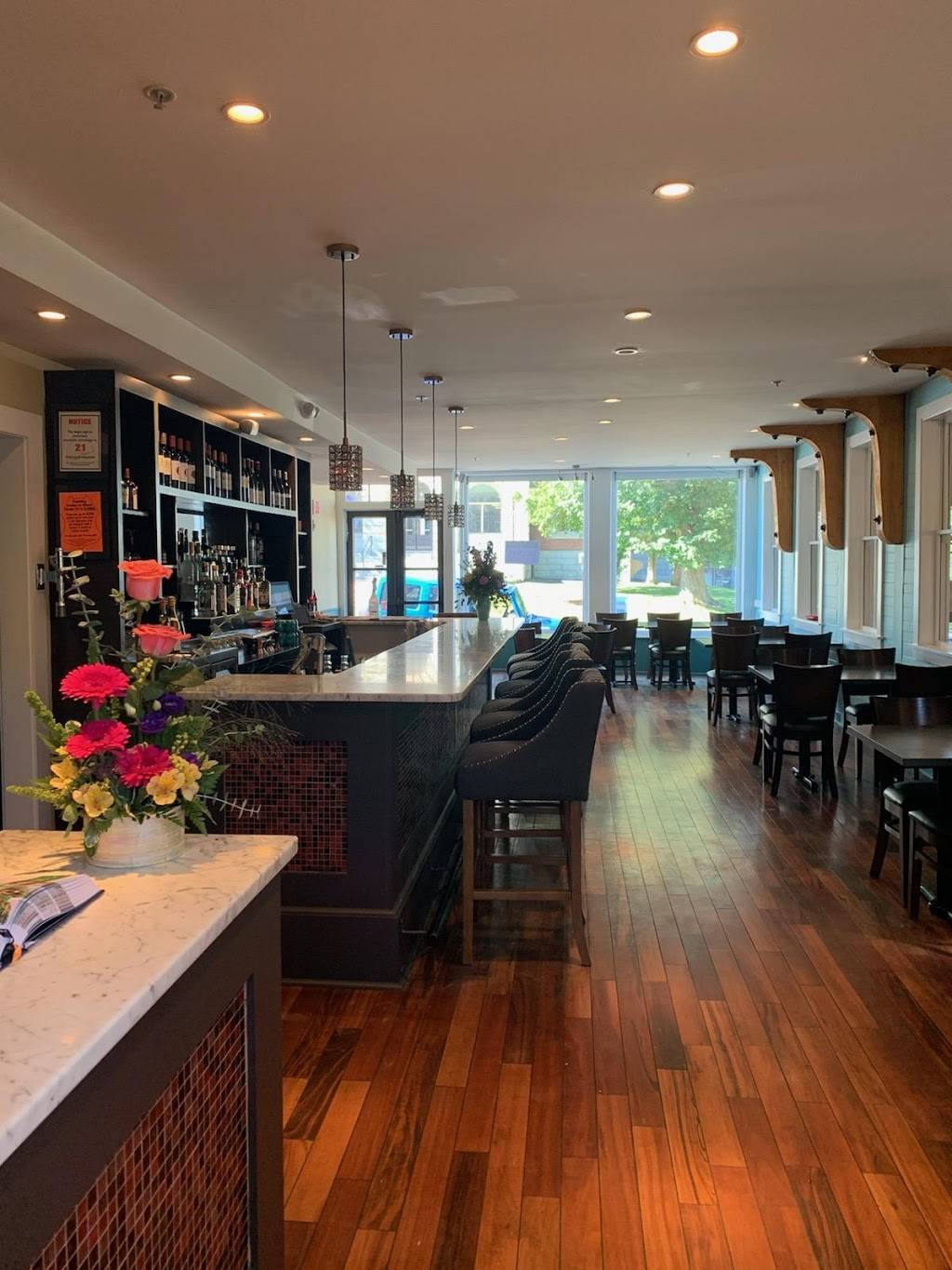 Utopia | restaurant | 96 Hammond St, Bangor, ME 04401, USA | 2075731136 OR +1 207-573-1136