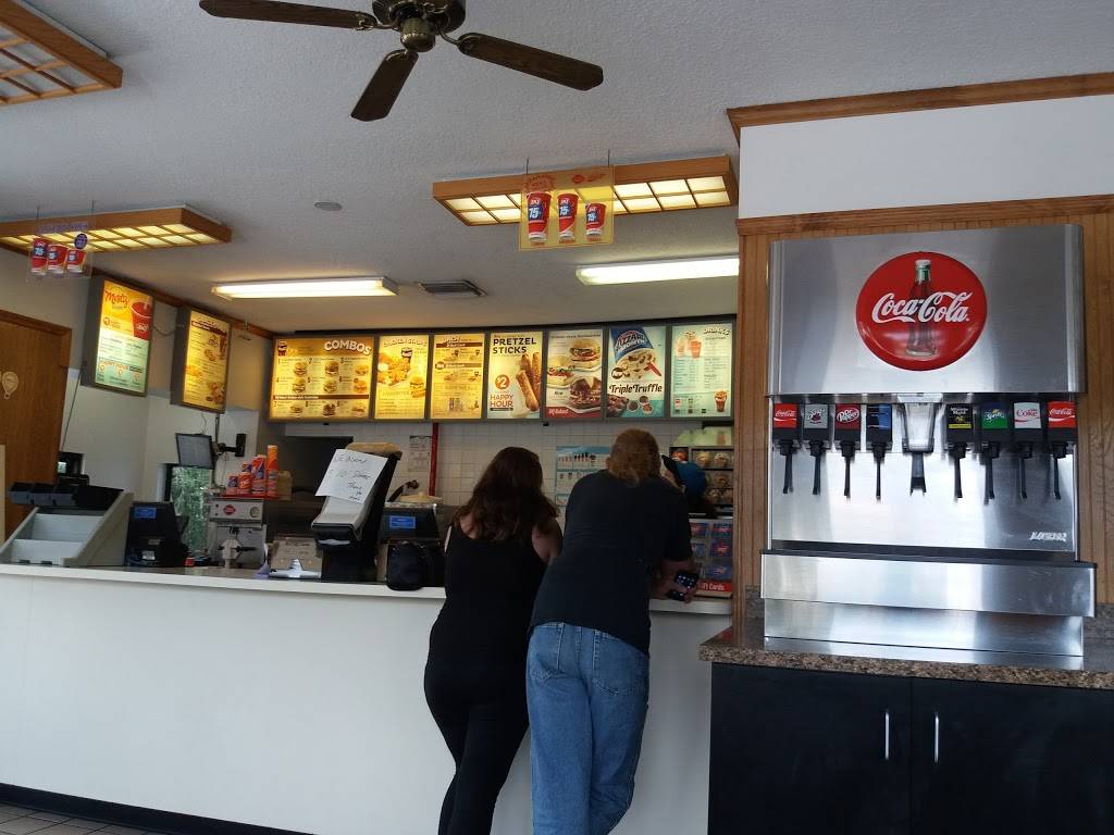 Dairy Queen | restaurant | 5240 E Silver Springs Blvd (Hwy 40, Silver Springs, FL 34488, USA | 3522364747 OR +1 352-236-4747