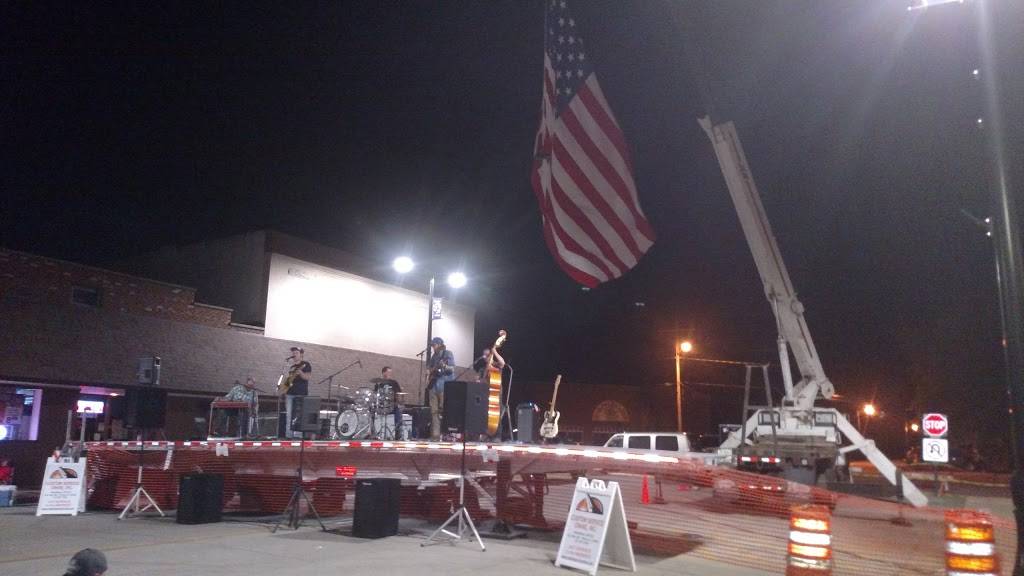 The Wild Hare Bar and Grill | restaurant | 109 S 3rd St, Fisher, IL 61843, USA | 2178970081 OR +1 217-897-0081