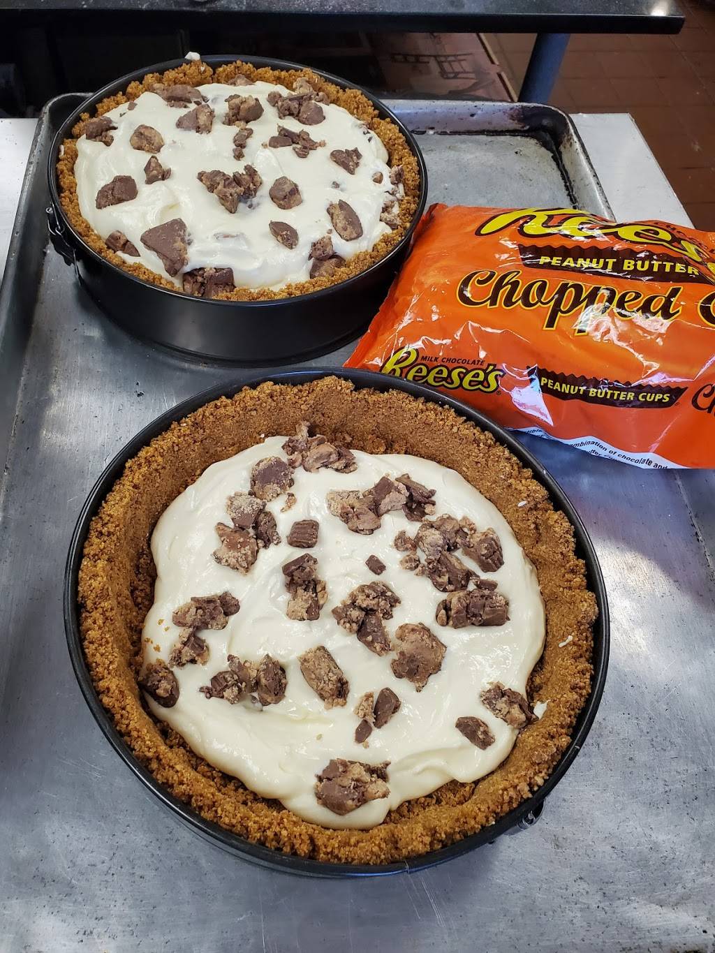 Big Mikes Pizza | restaurant | 1939 S Tamiami Trail, Venice, FL 34293, USA | 9413035805 OR +1 941-303-5805