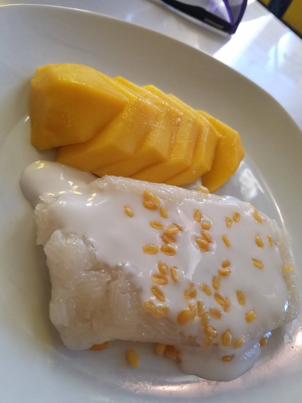 Lemon Thai Cuisine | restaurant | 555 Washington St, Wellesley, MA 02482, USA | 7812376996 OR +1 781-237-6996