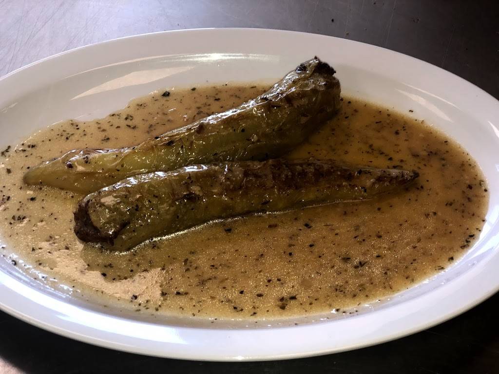 Lauras Pizza and Pasta | restaurant | 1546 W 35th St, Chicago, IL 60609, USA | 7738010099 OR +1 773-801-0099