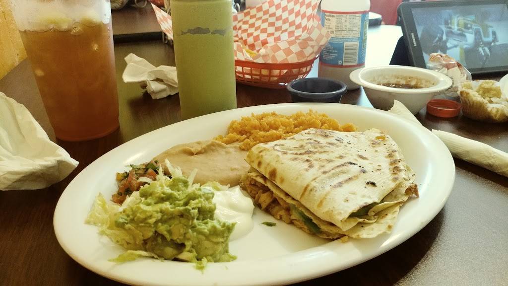 Cilantros Mexican restaurant | restaurant | 113 N Waco St, Hillsboro, TX 76645, USA | 2545829433 OR +1 254-582-9433