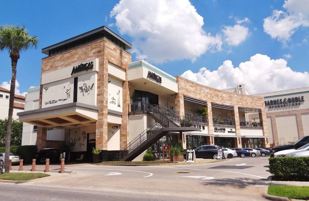 Américas River Oaks | restaurant | 2040 W Gray St, Houston, TX 77019, USA | 8322001492 OR +1 832-200-1492