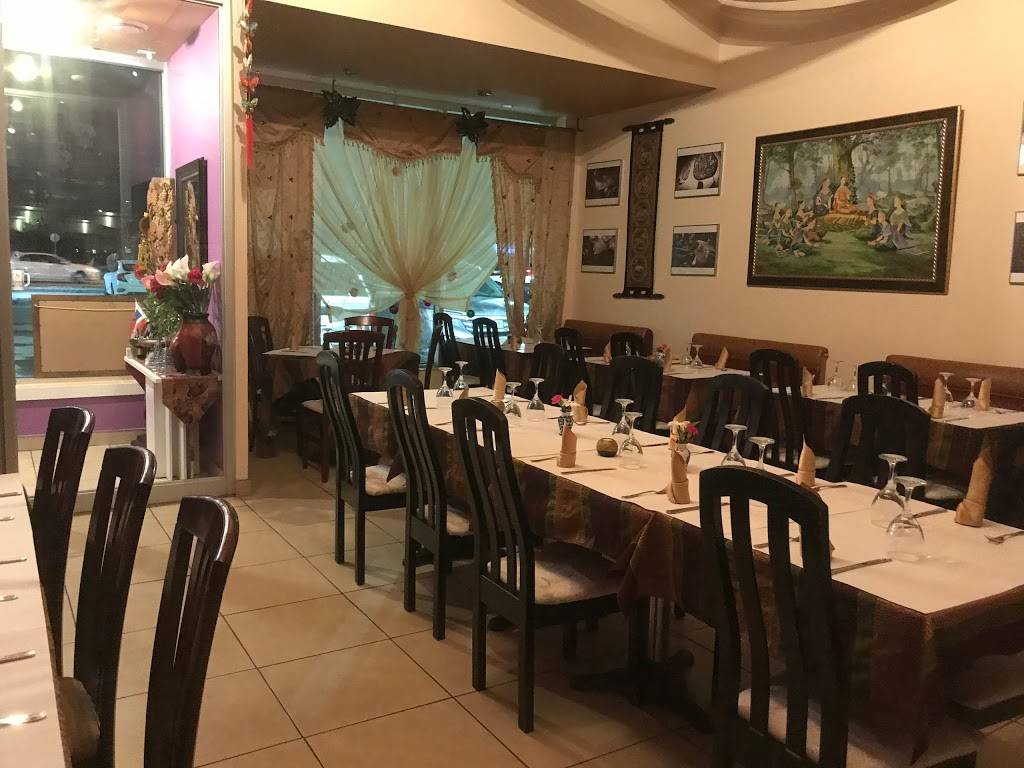 Phayathai | restaurant | 744 Boulevard Curé-Labelle, Blainville, QC J7C 2K3, Canada | 4508188817 OR +1 450-818-8817