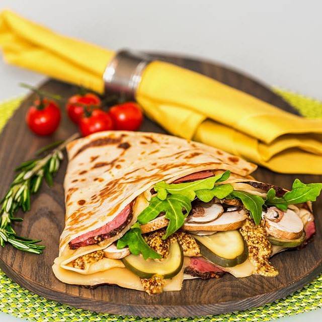 Muncheez Creperie | restaurant | 7181 Yonge St #21, Thornhill, ON L3T 2A9, Canada | 9055971220 OR +1 905-597-1220