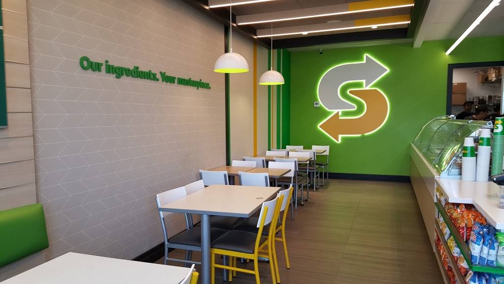 Subway Restaurants | restaurant | 3091 W Route 20, #104, Galleria of Elgin, Elgin, IL 60120, USA | 8476958960 OR +1 847-695-8960
