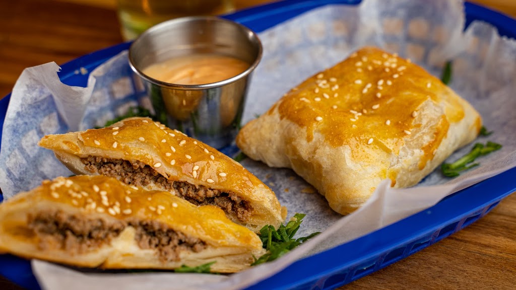 Roll Street Tavern | restaurant | 35 Main St, Plymouth, MA 02360, USA | 7744047636 OR +1 774-404-7636