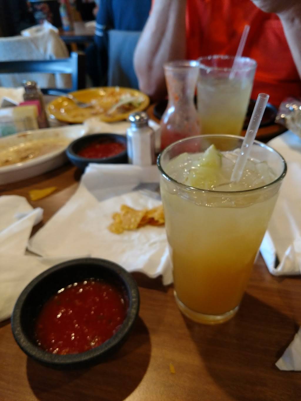 Amigos & Beer Mexican Restaurant | restaurant | 5020 Washington Pike, Knoxville, TN 37917, USA | 8654441990 OR +1 865-444-1990