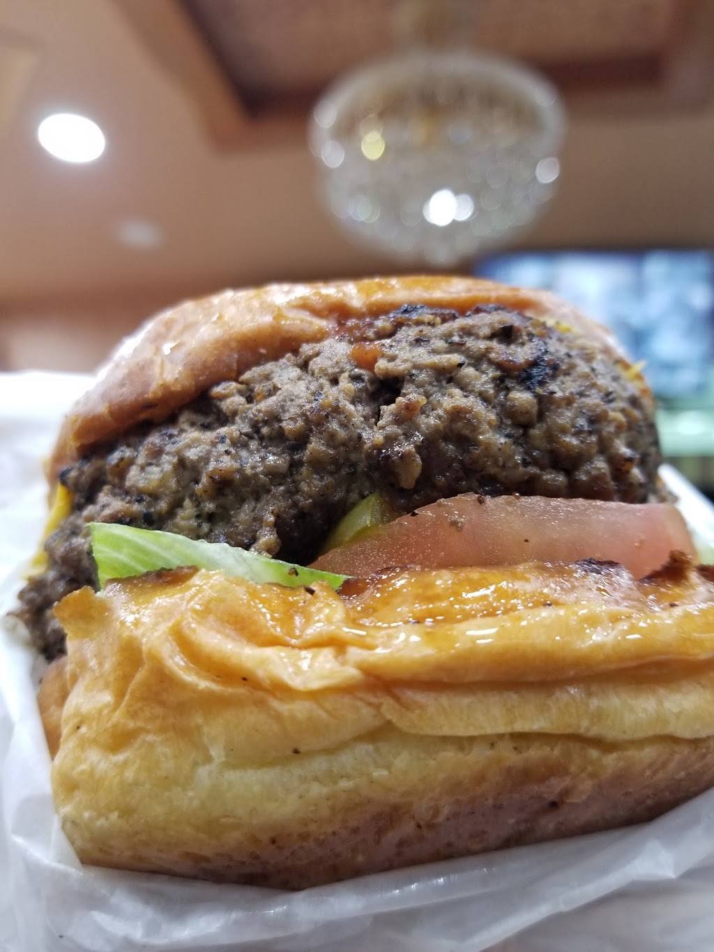 212 Burgers | restaurant | 252 Prospect Park West, Brooklyn, NY 11215, USA | 8883472747 OR +1 888-347-2747