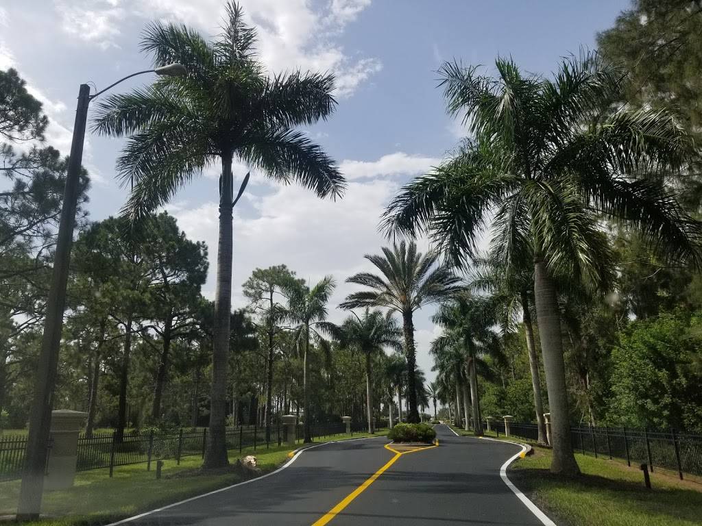 Cape Royal Golf Club | restaurant | 7534, 11460 Royal Tee Cir, Cape Coral, FL 33991, USA | 2392835522 OR +1 239-283-5522