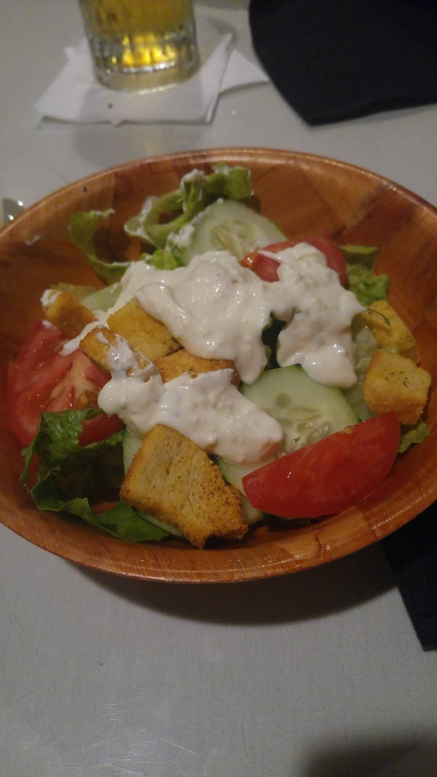 Onofrios | restaurant | 421 Neighborhood Rd, Mastic Beach, NY 11951, USA | 6313953332 OR +1 631-395-3332