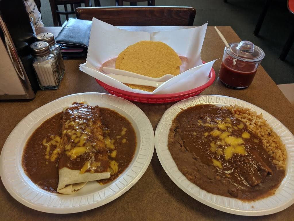 Tippys Taco House | restaurant | 8632 Lee Hwy, Fairfax, VA 22031, USA | 7035600511 OR +1 703-560-0511