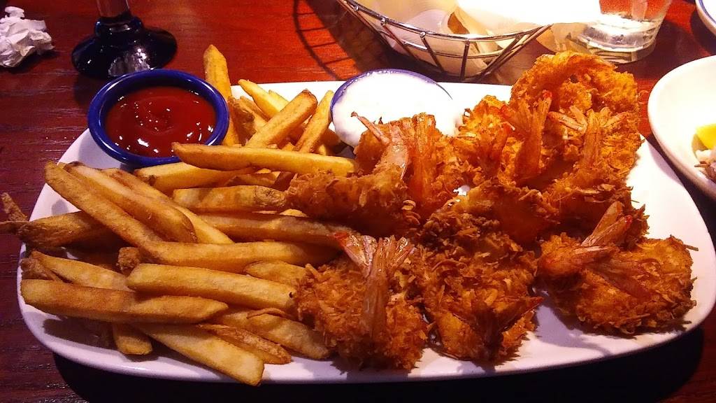 Red Lobster | restaurant | 4625 N Sterling Ave, Peoria, IL 61615, USA | 3096867716 OR +1 309-686-7716